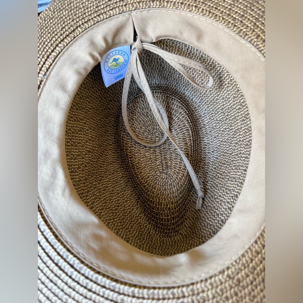 Wallaroo Adjustable Straw Hat - image 6